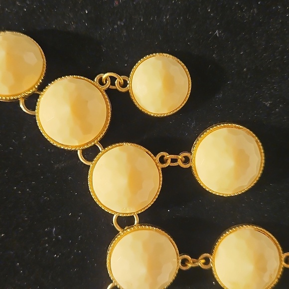 Goldtone w/ Cream Acrylic Accents On 16"L Stylish Goldtone Necklace - Picture 2 of 6